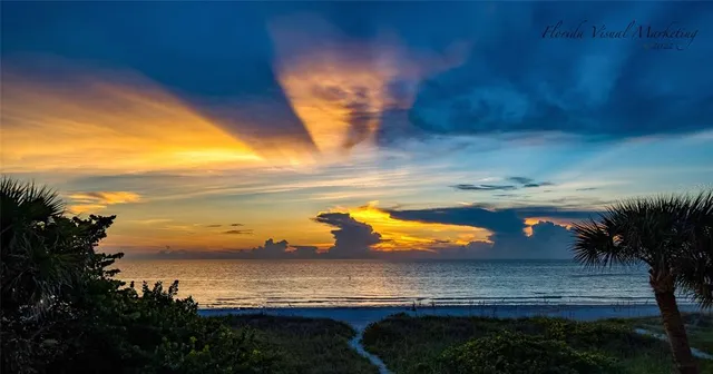 $1,650,000 | 724 Gulf Boulevard, Unit A & B, Indian Rocks Beach, FL 33785