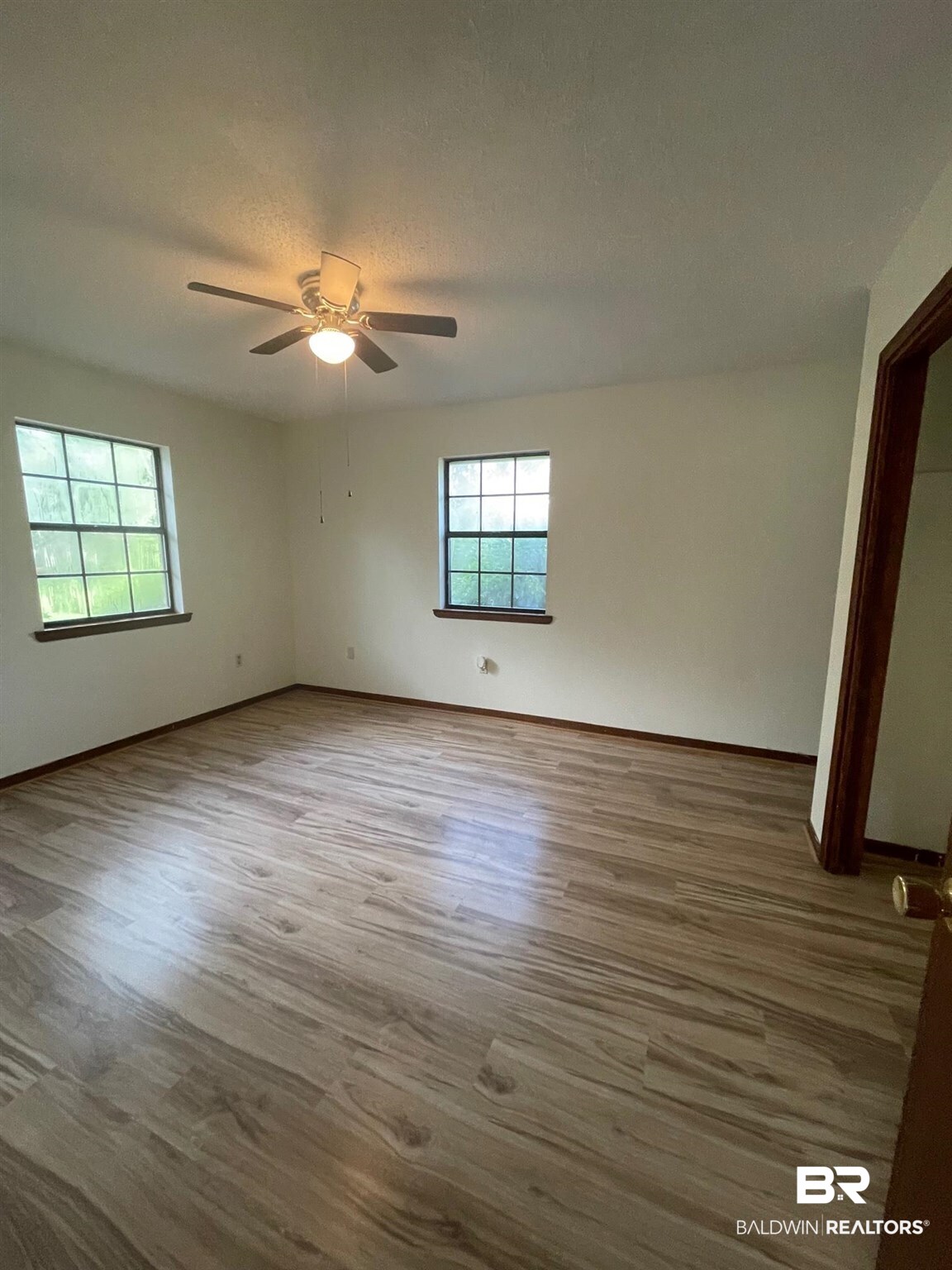 10376 Longview Drive Foley, AL 36535 - Photo 8 of 16 Master Bedroom