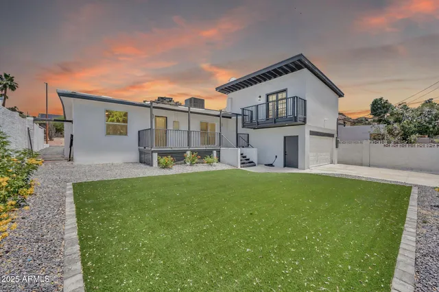 $699,900 | 8436 North 13th Place, Phoenix, AZ 85020