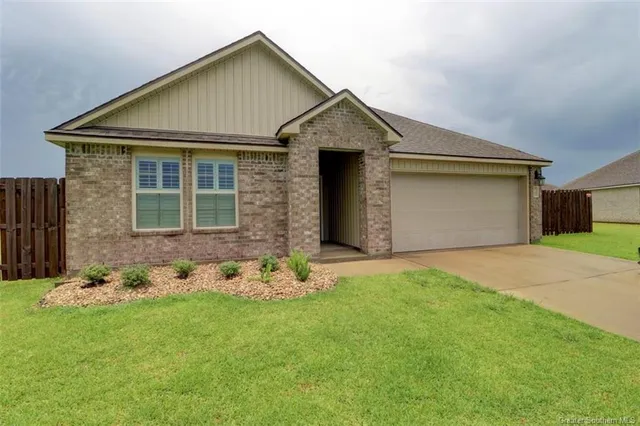 $259,500 | 3745 Barn Owl Drive, Lake Charles, LA 70615