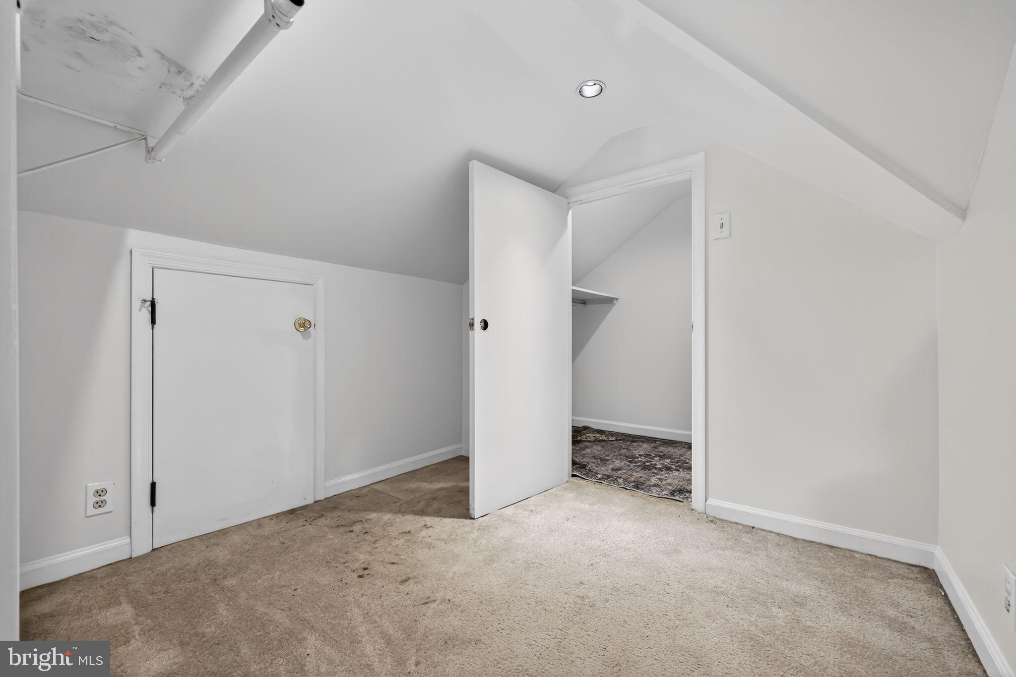 7422 Elizabeth Road Elkins Park, PA 19027 - Photo 14 of 35 HUGE Closet in primary suite