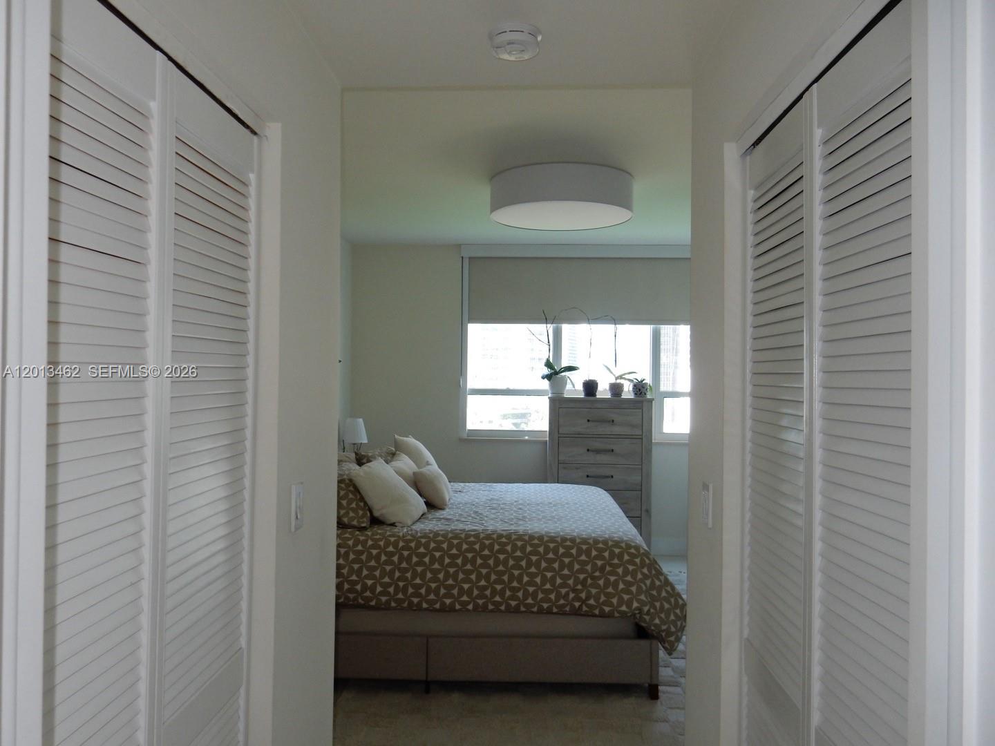 801 Brickell Key Boulevard, Unit 1102 Miami, FL 33131 - Photo 9 of 27
