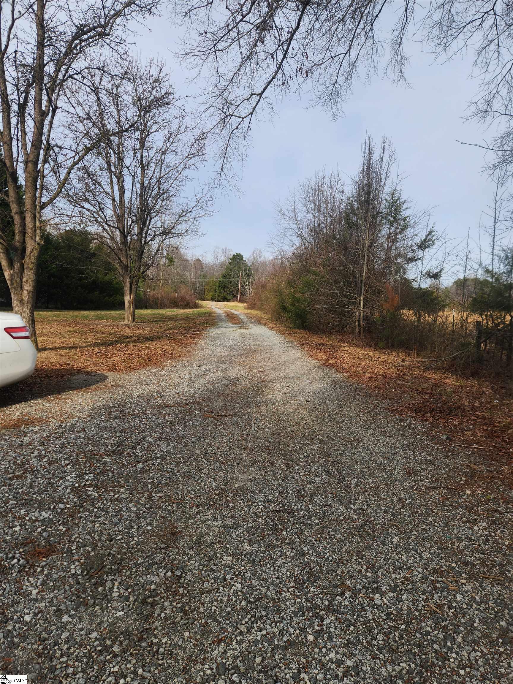 263 Babb Road Campobello, SC 29322 - Photo 12 of 31