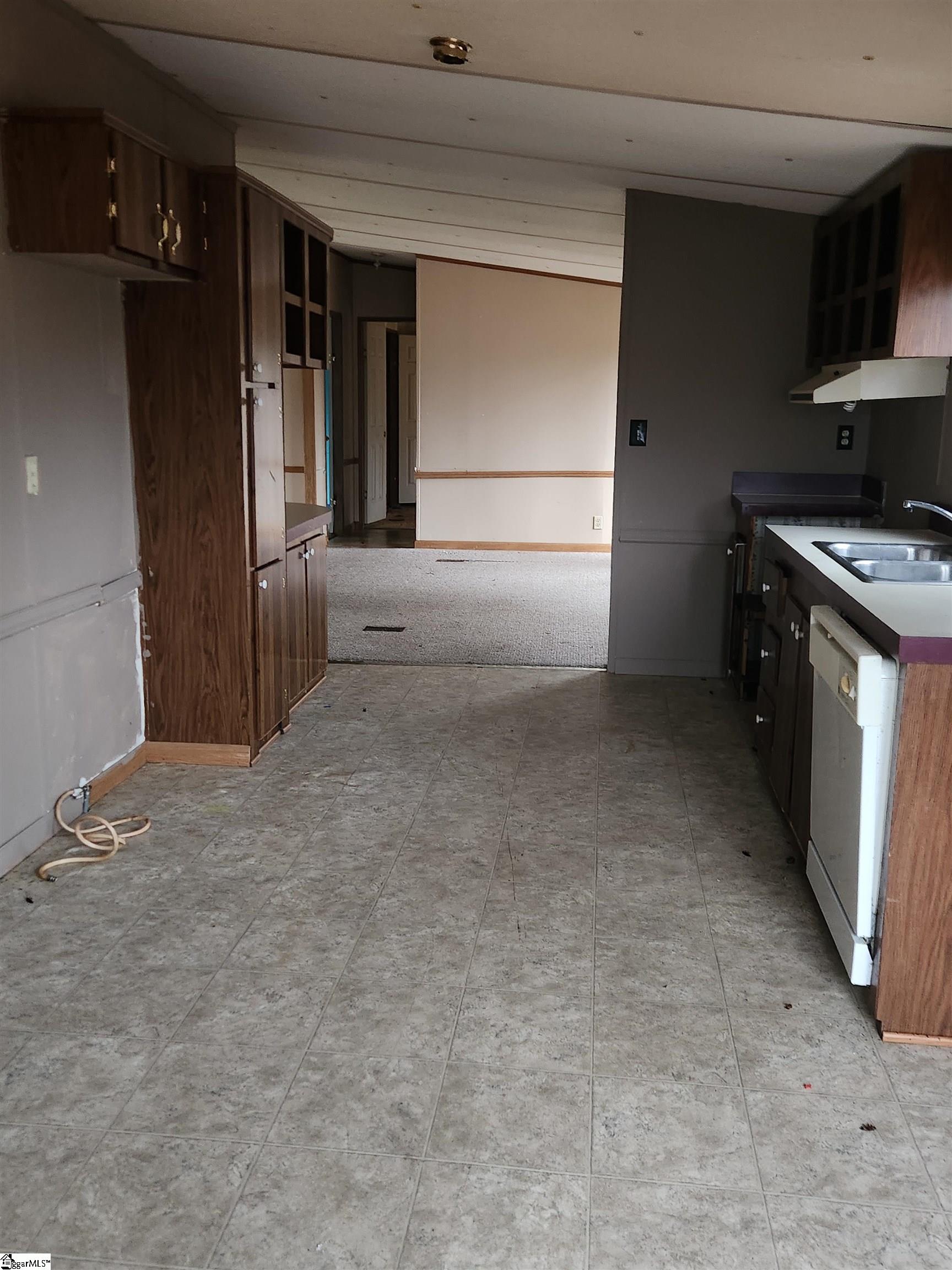 263 Babb Road Campobello, SC 29322 - Photo 17 of 31