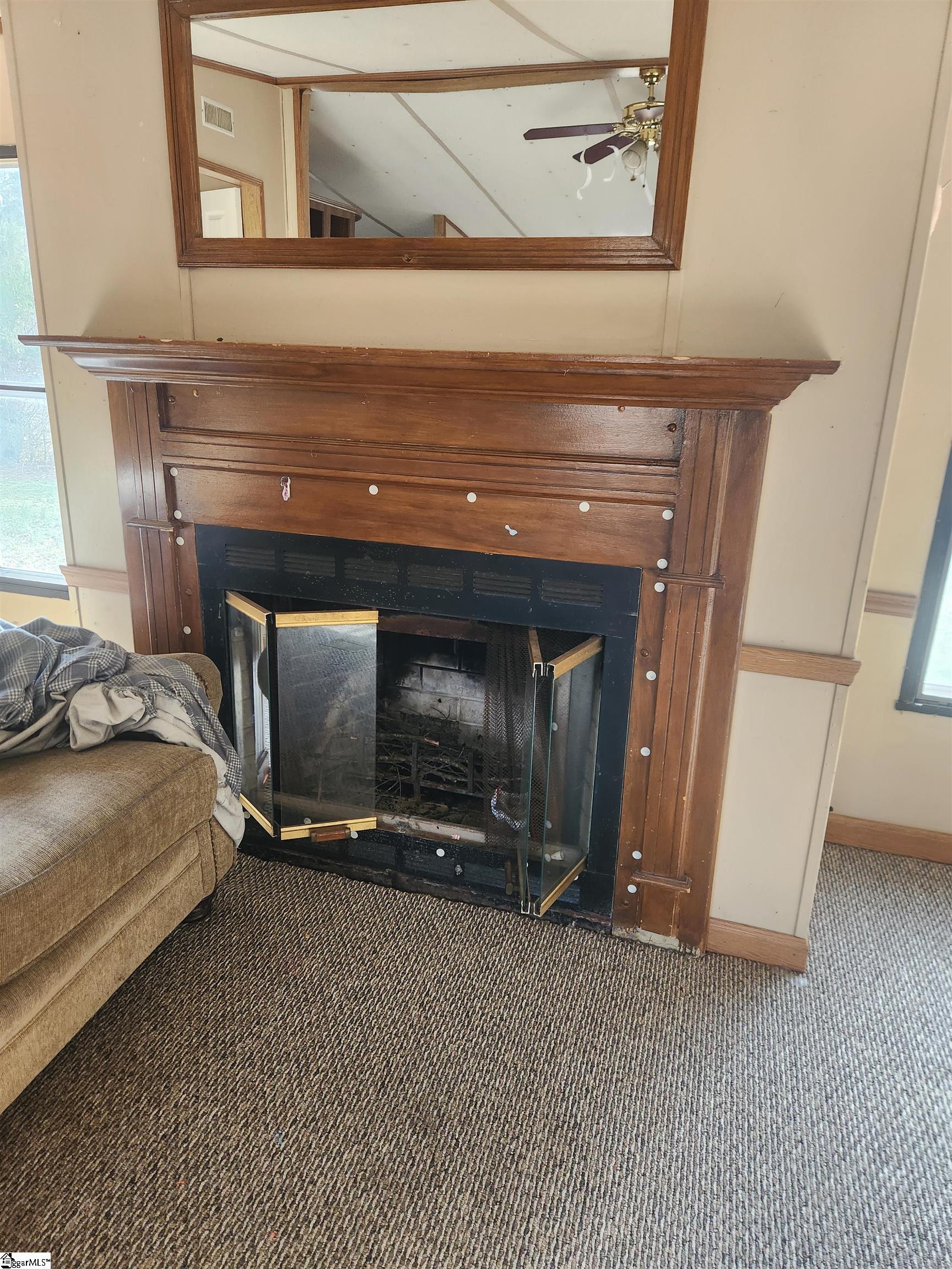 263 Babb Road Campobello, SC 29322 - Photo 2 of 31