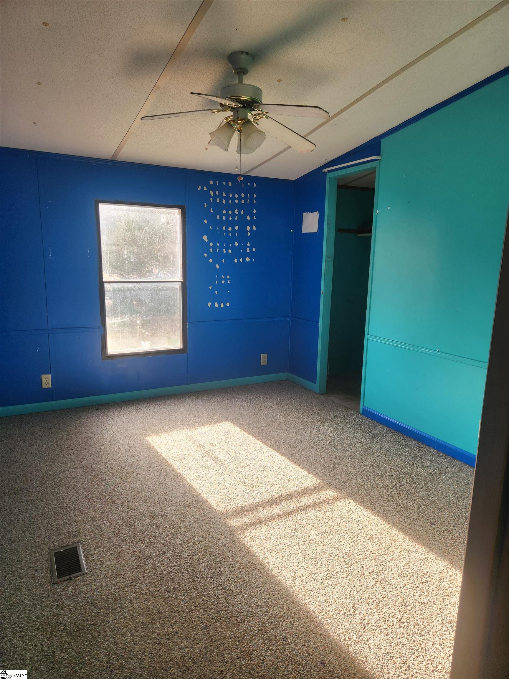 263 Babb Road Campobello, SC 29322 - Photo 9 of 31