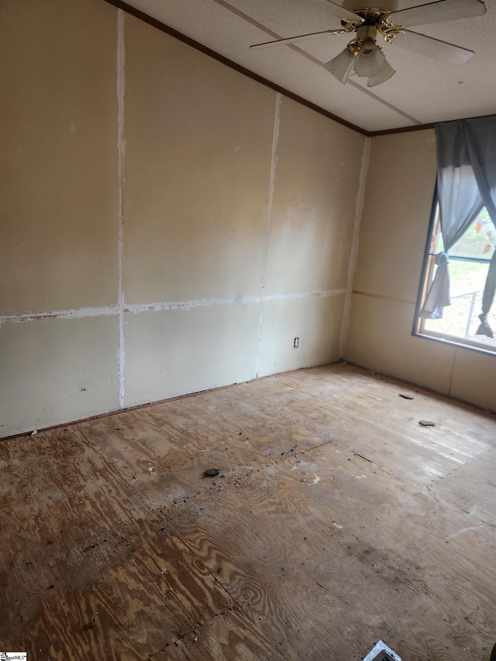 263 Babb Road Campobello, SC 29322 - Photo 10 of 31