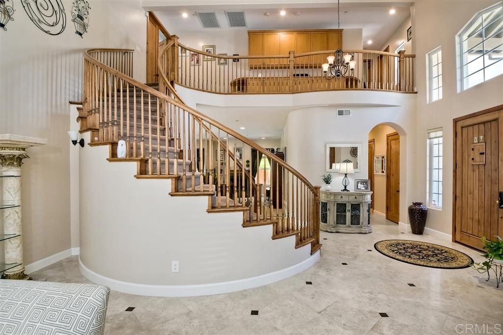 843 Requeza Street Encinitas, CA 92024 - Photo 6 of 22 Gallery Image 6
