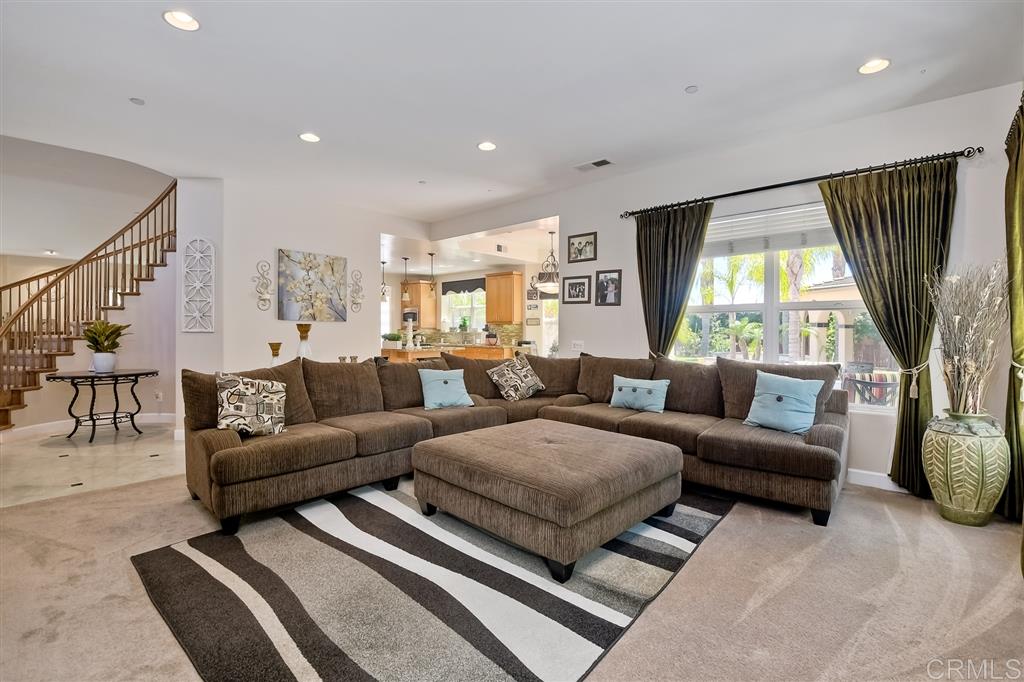 843 Requeza Street Encinitas, CA 92024 - Photo 8 of 22 Gallery Image 8