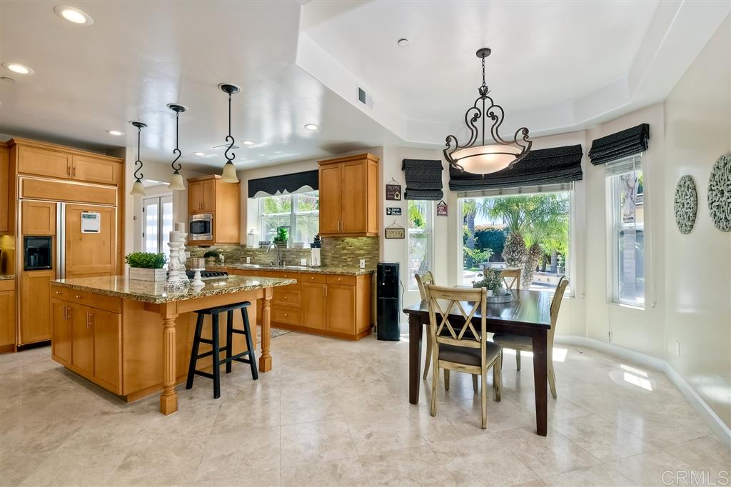 843 Requeza Street Encinitas, CA 92024 - Photo 9 of 22 Gallery Image 9