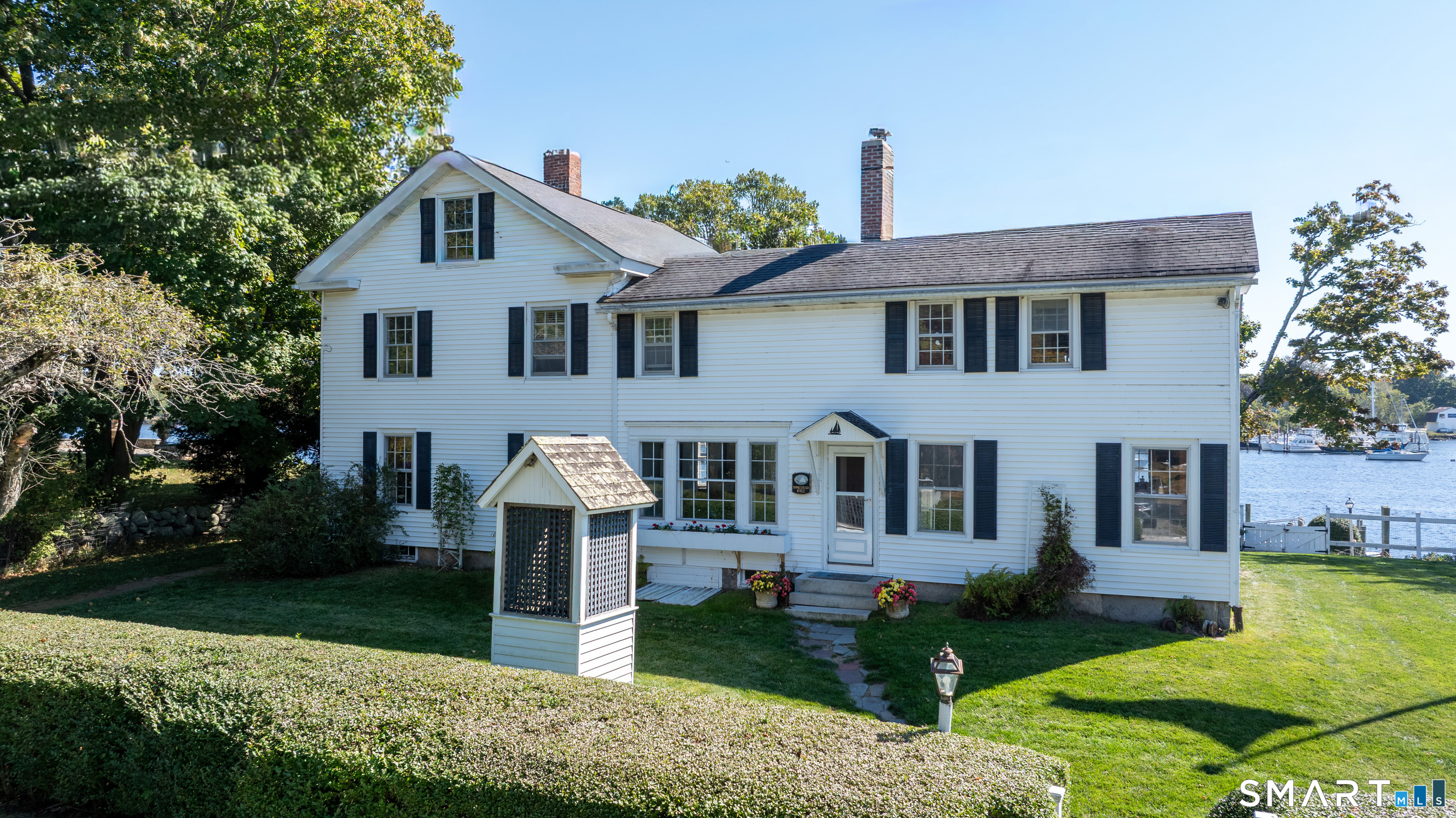 417 River Road Stonington, CT 06379 - Photo 10 of 36 Gallery Image 10