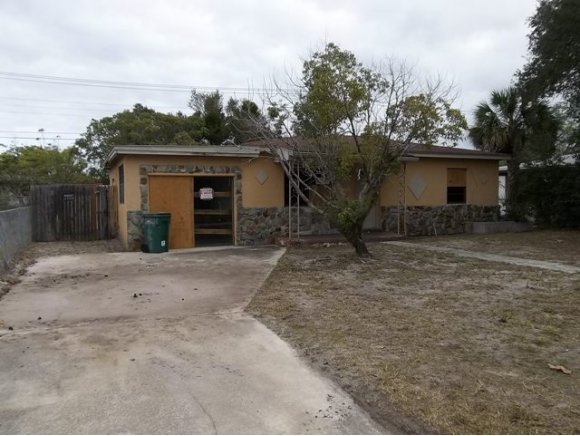 1050 Park Cocoa Cocoa, FL 32922 - Photo 1 of 8 Primary Photo