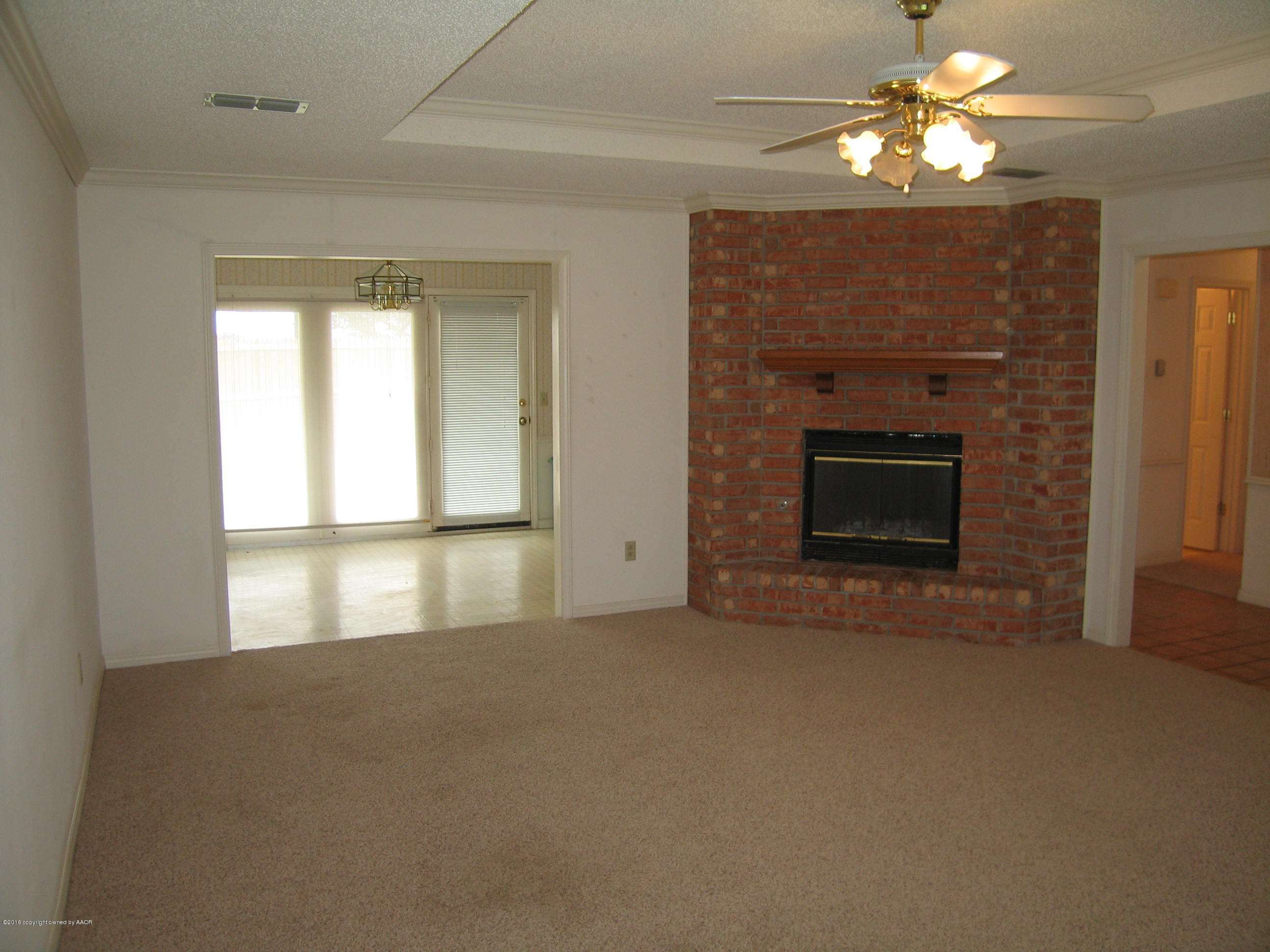4201 Rincon Avenue Amarillo, TX 79110 - Photo 4 of 21 2016-09-08 10.07.07