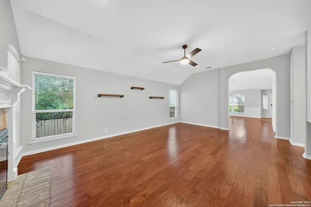 $2,250 | 45 Ferris Creek, San Antonio, TX 78254