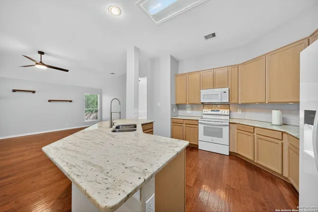 $2,250 | 45 Ferris Creek, San Antonio, TX 78254