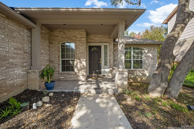 $2,250 | 45 Ferris Creek, San Antonio, TX 78254