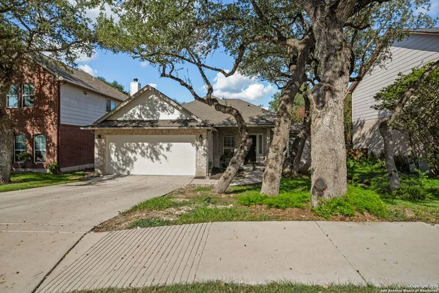 $2,250 | 45 Ferris Creek, San Antonio, TX 78254