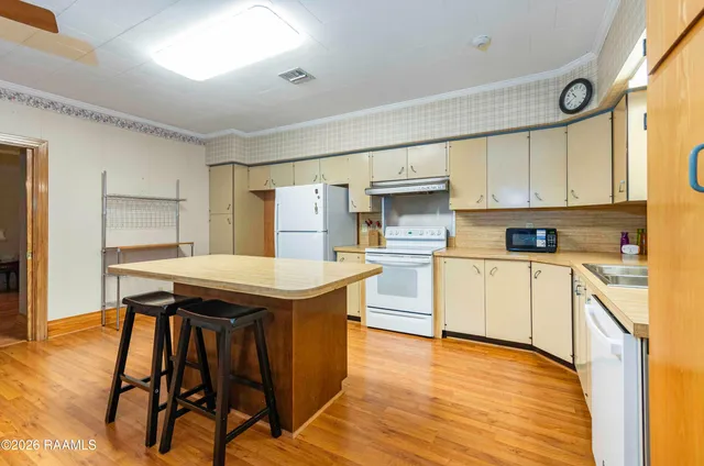 $2,200 | 620 West Main Street, Broussard, LA 70518