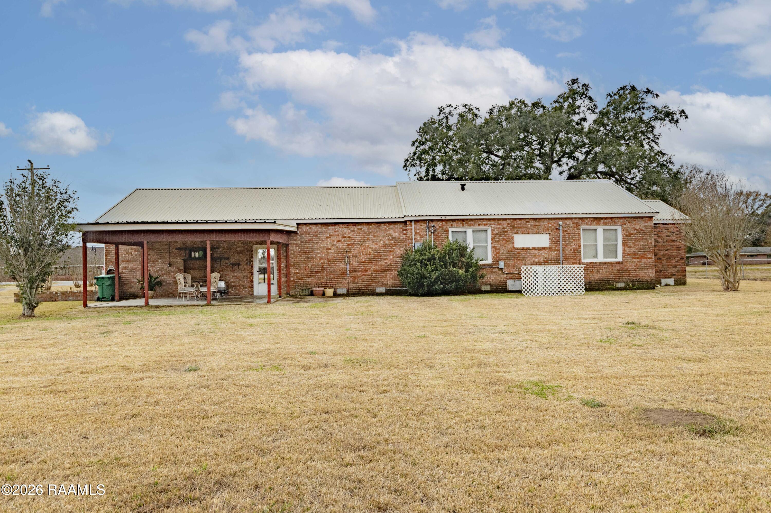 620 West Main Street Broussard, LA 70518 - Photo 21 of 22 Back 2