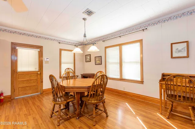 $2,200 | 620 West Main Street, Broussard, LA 70518