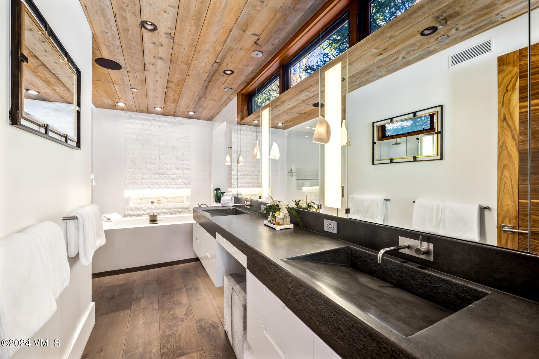 2470 Bald Mountain Road Vail, CO 81657 - Photo 14 of 29 a kitchen with a sink appliances and cabinets