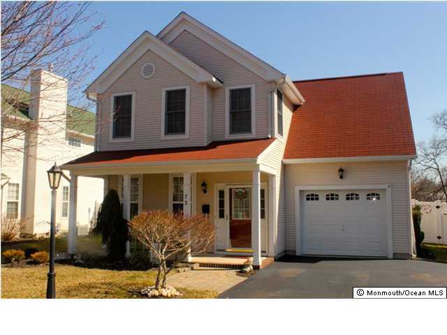 73 Fulton Street Keyport, NJ 07735 - Photo 1 of 3 Primary Photo