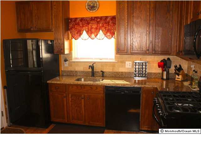73 Fulton Street Keyport, NJ 07735 - Photo 2 of 3 Additional Photo