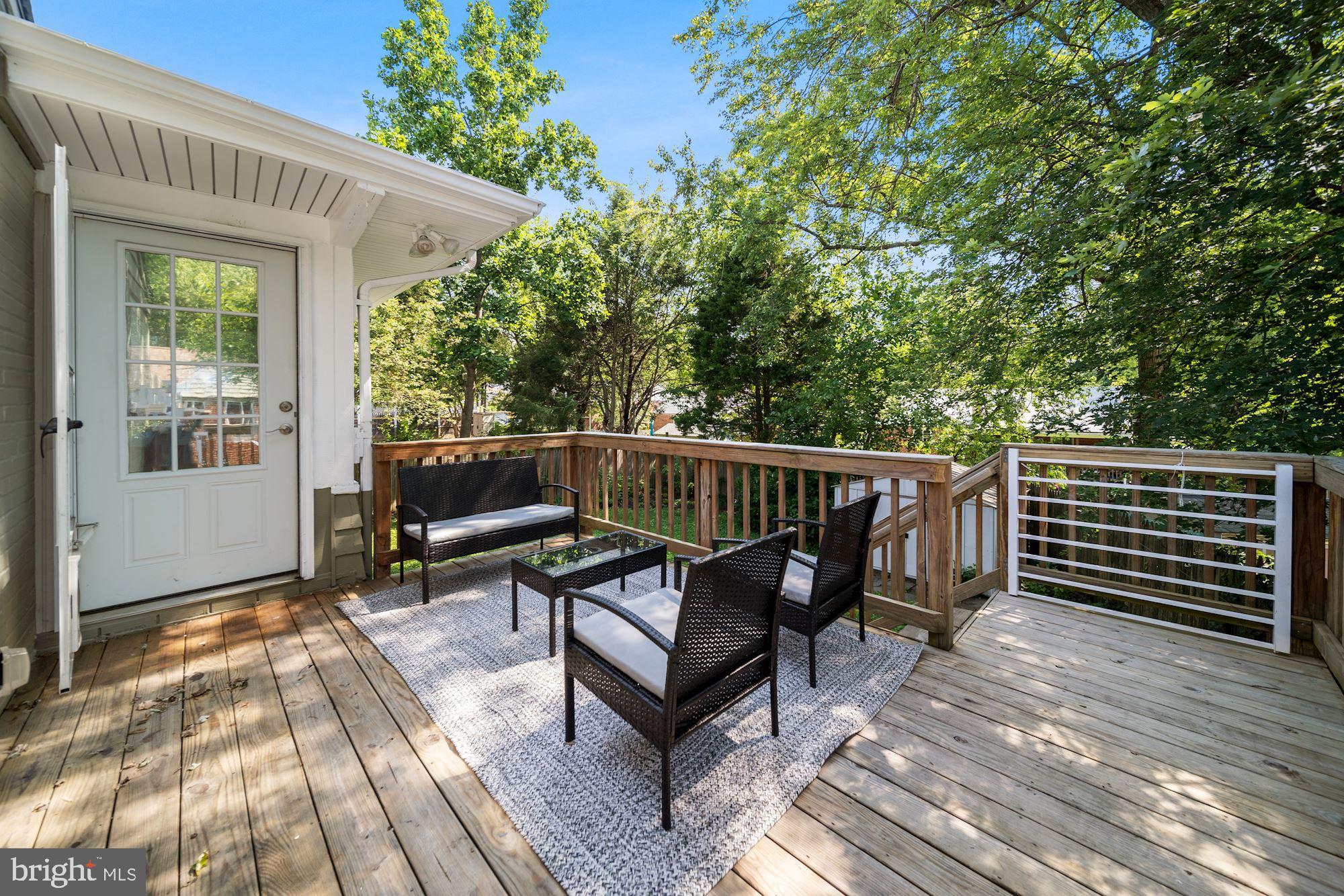 11003 Burnley Terrace Silver Spring, MD 20902 - Photo 15 of 37 Gallery Image 15