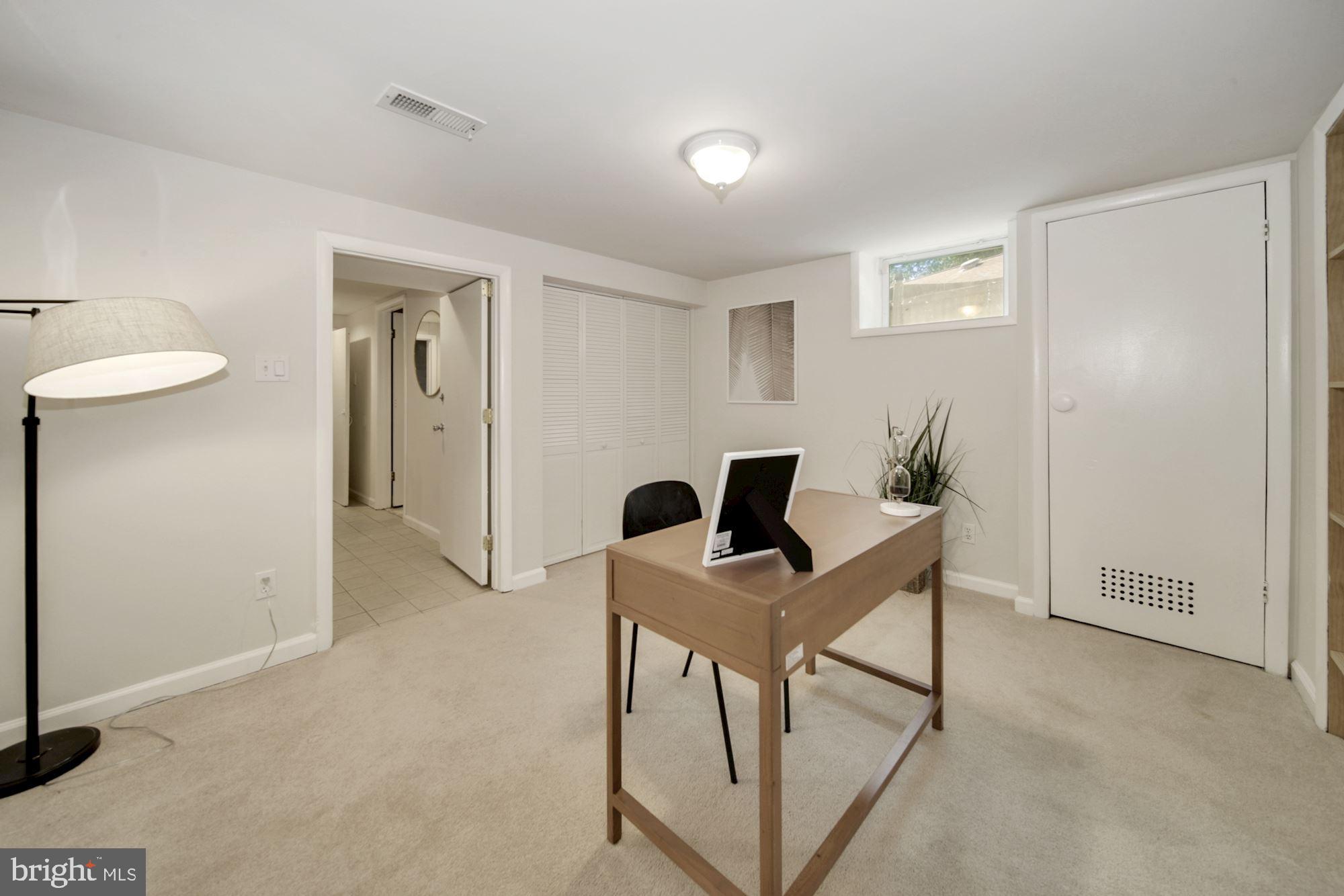 11003 Burnley Terrace Silver Spring, MD 20902 - Photo 26 of 37 Gallery Image 26