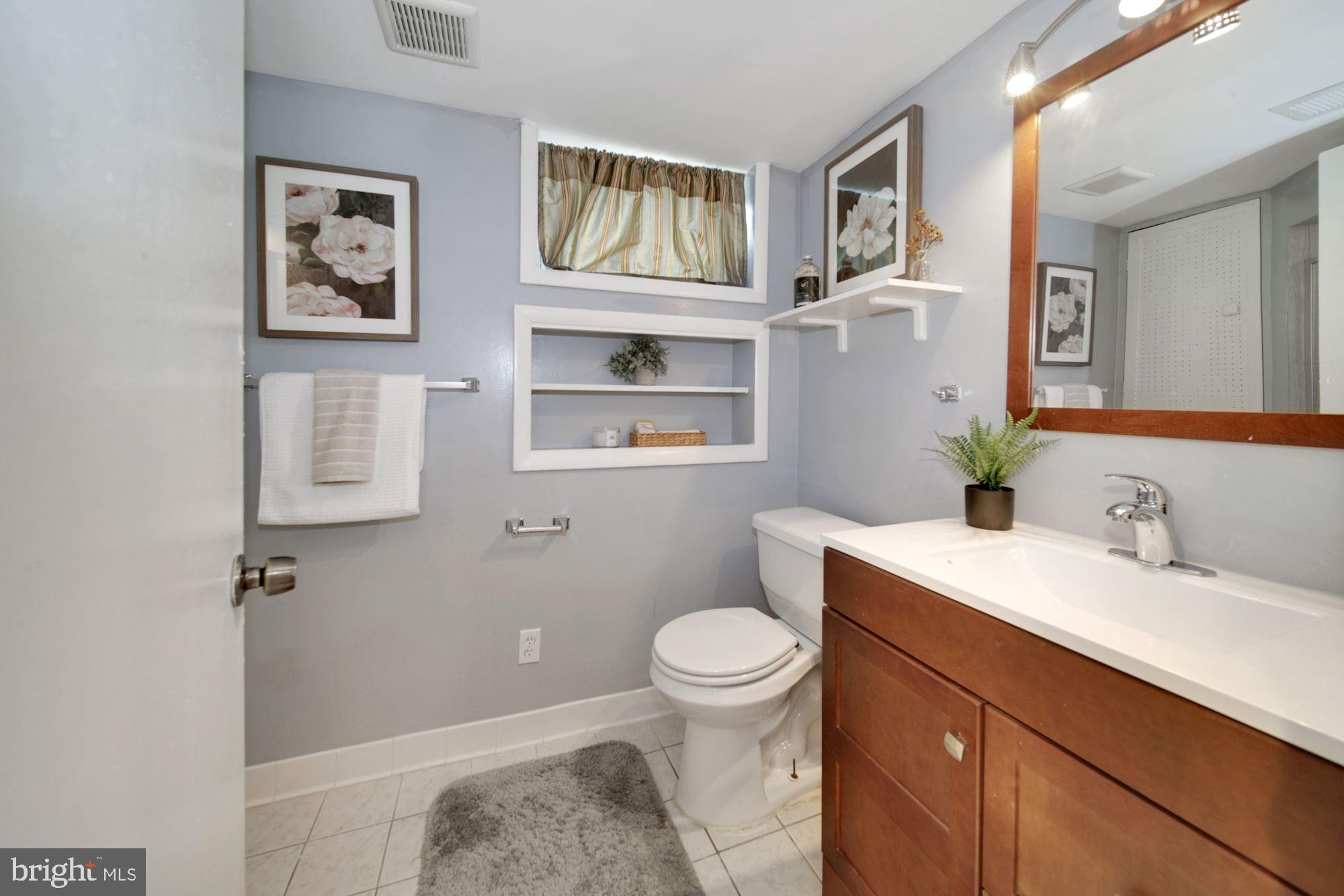 11003 Burnley Terrace Silver Spring, MD 20902 - Photo 27 of 37 Gallery Image 27