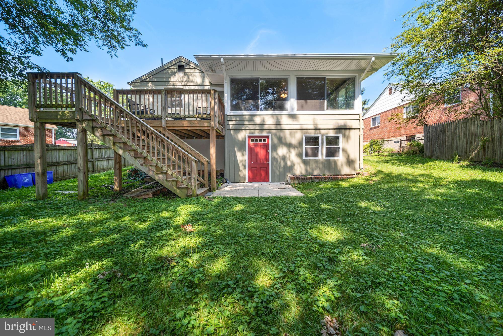 11003 Burnley Terrace Silver Spring, MD 20902 - Photo 33 of 37 Gallery Image 33