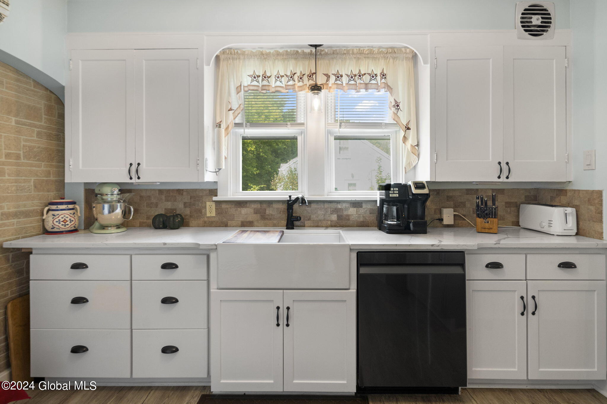 4261 Highway 20 Schodack, NY 12033 - Photo 11 of 53 11-web-or-mls-011-4261-u-s-20-castleton-