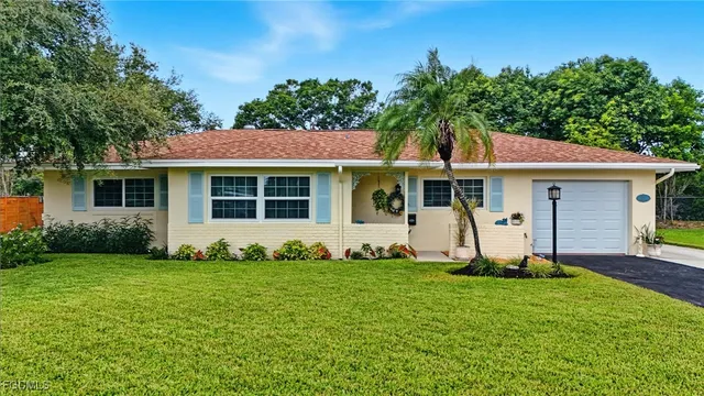 $550,000 | 3315 Bolero Way, Naples, FL 34105