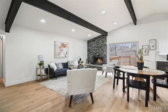 $499,900 | 100 La Gorce Drive, Chesterfield, MO 63017