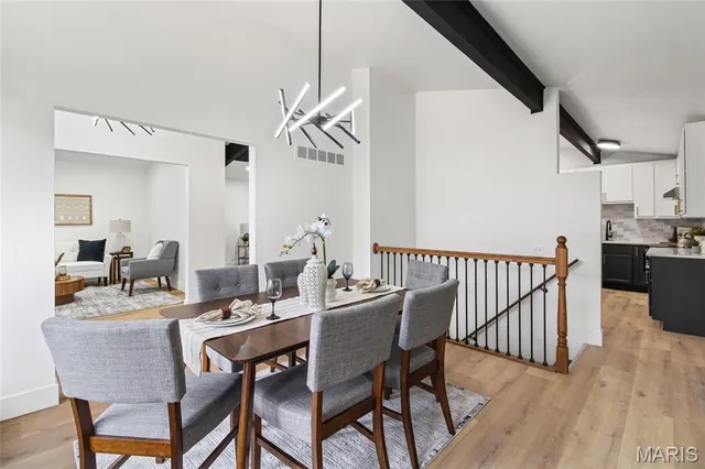 $499,900 | 100 La Gorce Drive, Chesterfield, MO 63017