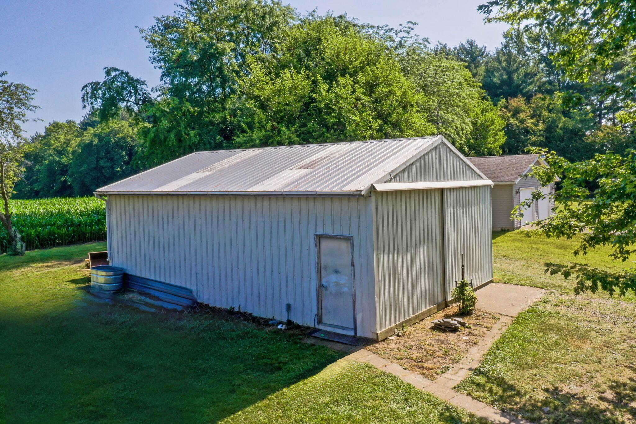2392 East Smiley Road Shelby, OH 44875 - Photo 5 of 33 8-web-or-mls-2392ESmileyRoadExt_Hommati1