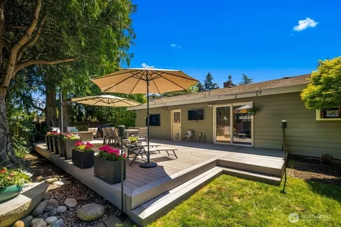$1,115,000 | 12610 Southeast 73rd Place, Newcastle, WA 98056