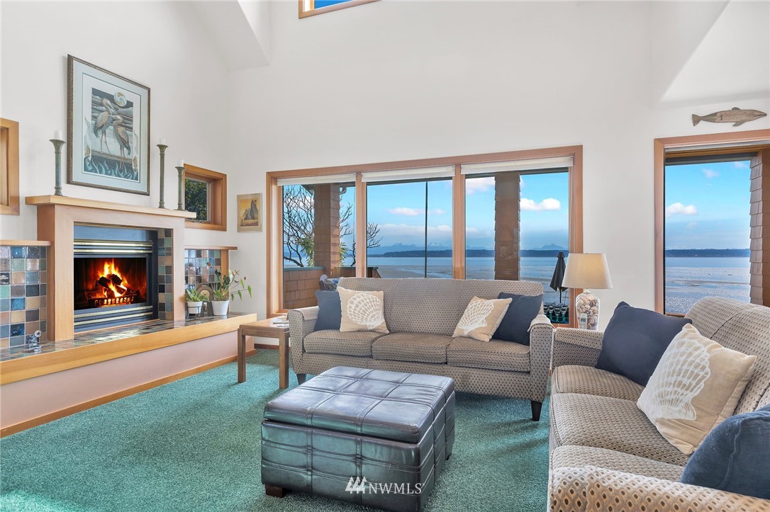 207 Iverson Road Camano Island, WA 98282 - Photo 15 of 40 Gallery Image 15
