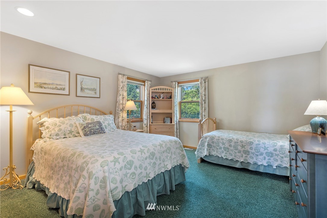 207 Iverson Road Camano Island, WA 98282 - Photo 19 of 40 Gallery Image 19