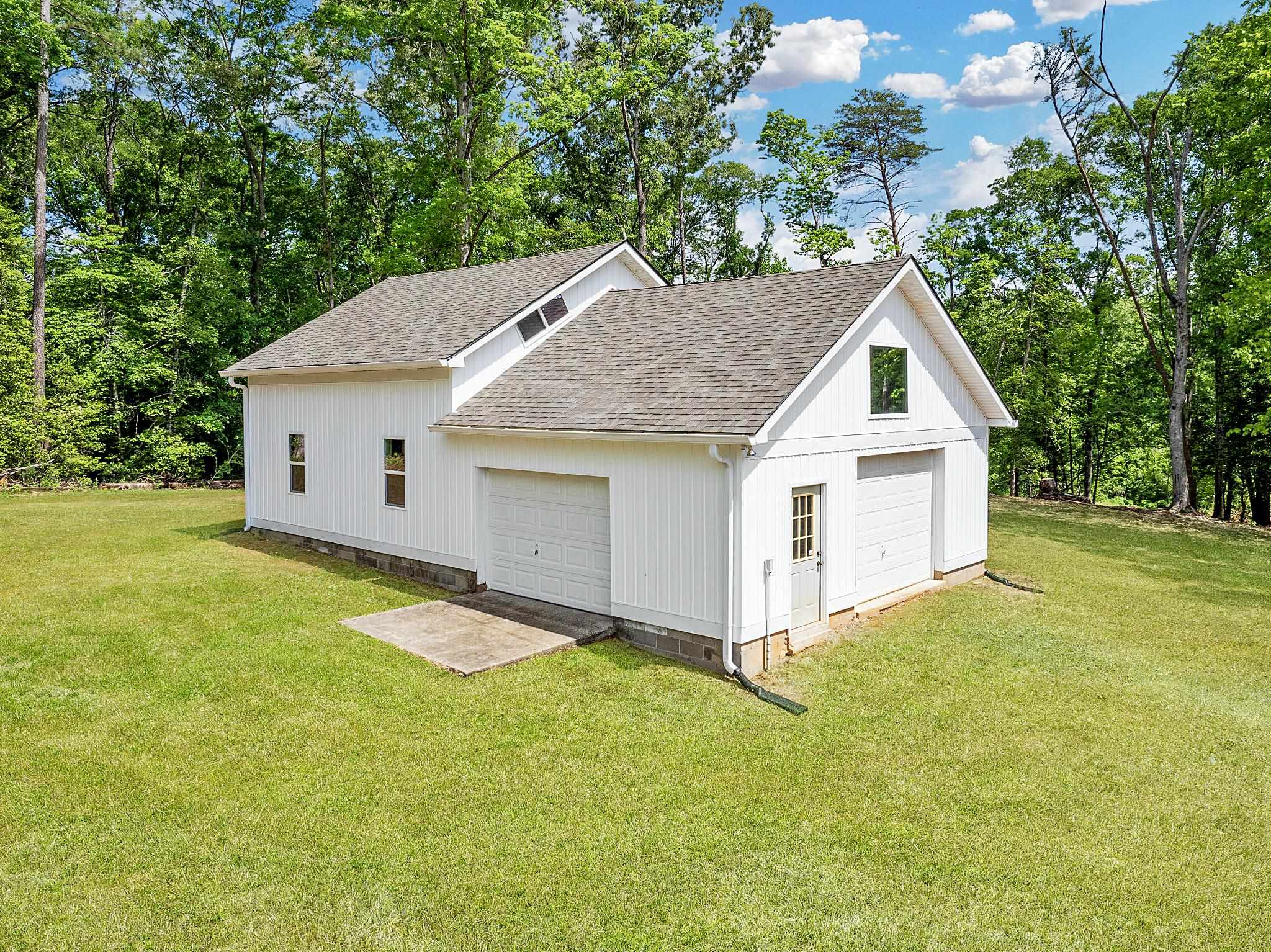 241 Bramlett Road Greer, SC 29651 - Photo 8 of 50