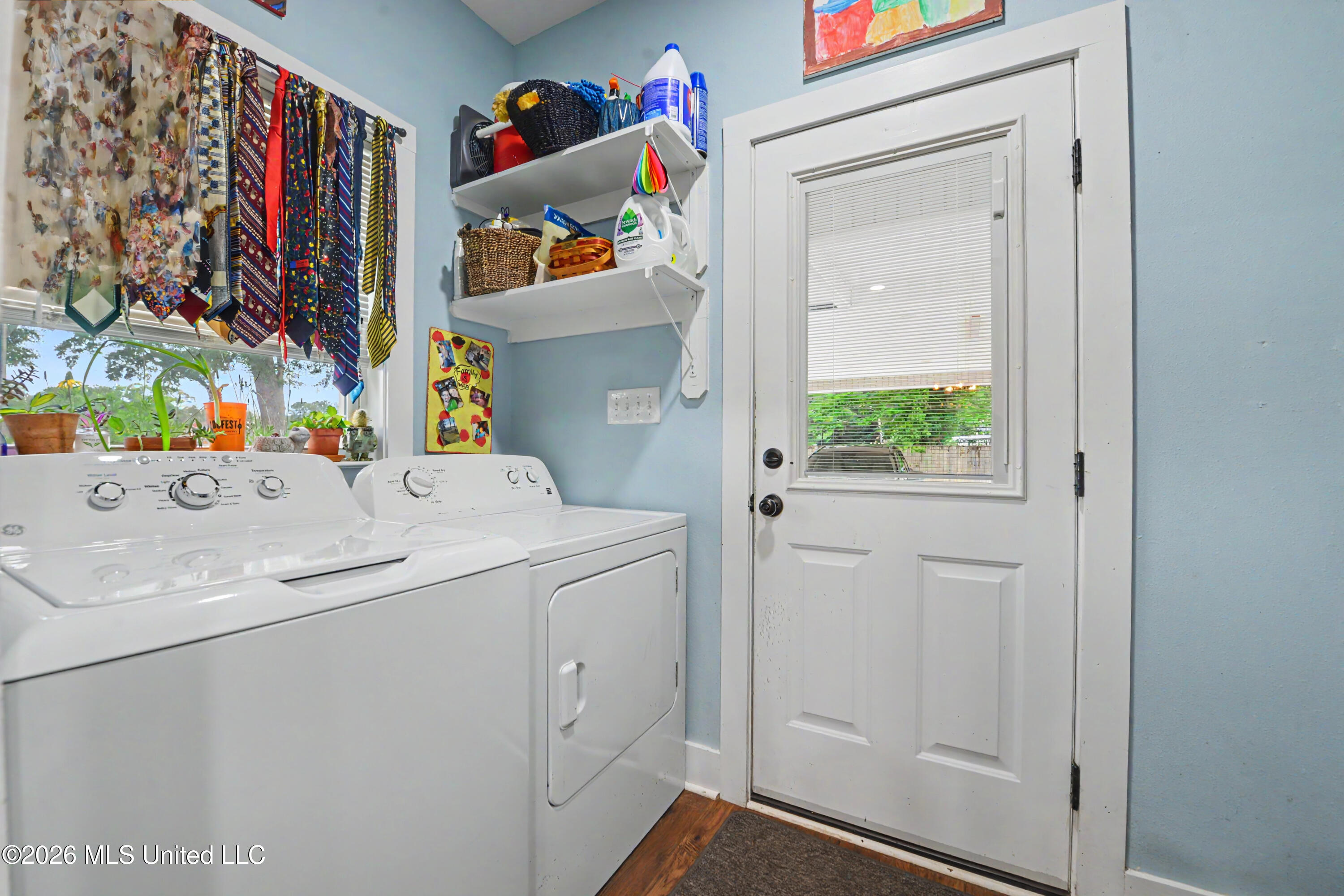 6 3rd Avenue Lucedale, MS 39452 - Photo 29 of 32 laundry