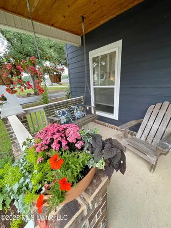 $289,900 | 6 3rd Avenue, Lucedale, MS 39452