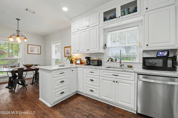 $289,900 | 6 3rd Avenue, Lucedale, MS 39452