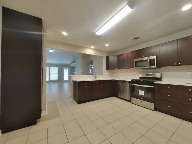 $1,899 | 5603 Rivertree Lane, Spring, TX 77379