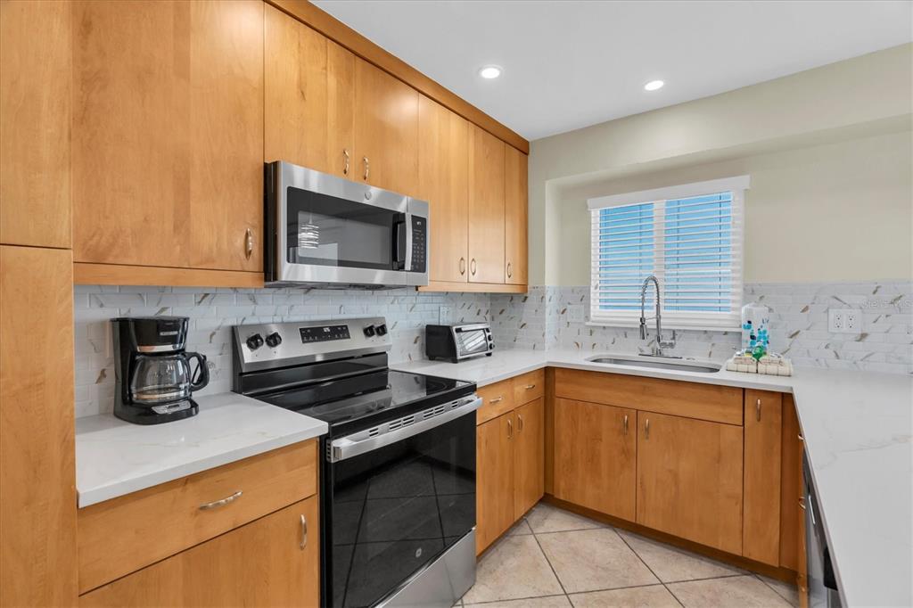 5830 Midnight Pass Road, Unit 705 Sarasota, FL 34242 - Photo 15 of 45