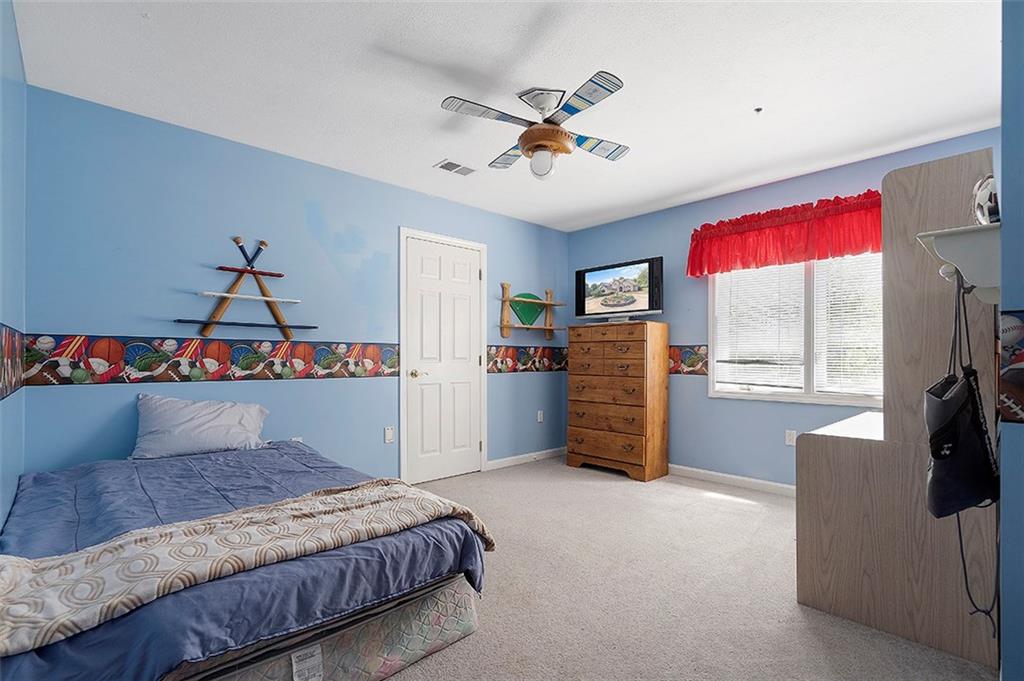 122 Countryview Drive McKees Rocks, PA 15136 - Photo 14 of 25 Gallery Image 14