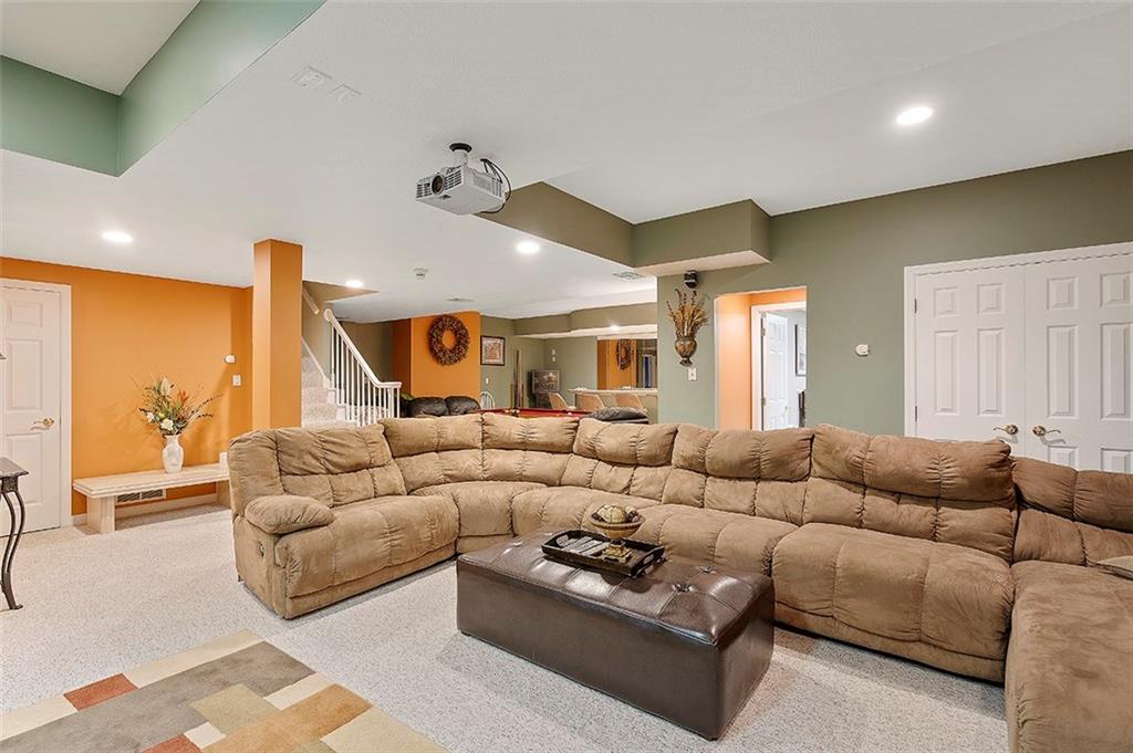 122 Countryview Drive McKees Rocks, PA 15136 - Photo 20 of 25 Gallery Image 20