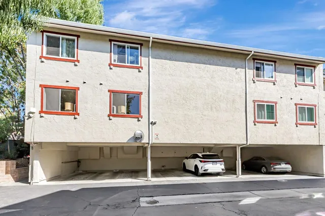 $699,000 | 2625 Keystone Avenue, Unit 201, Santa Clara, CA 95051
