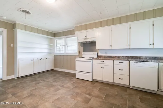 $120,000 | 707 2nd Street, Rayne, LA 70578