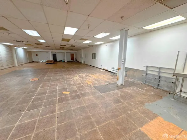$10,000 | 638 Broadway, San Francisco, CA 94133